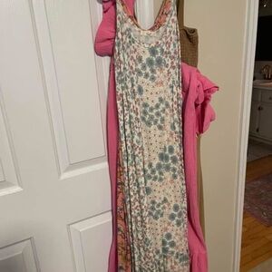 Floral Sleeveless Maxi Dress